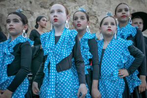 Bailaoras, młode tancerki flamenco przed występem w Lagarterze.